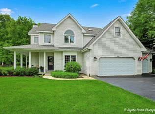 803 Silver Glen Rd, McHenry, IL 60050