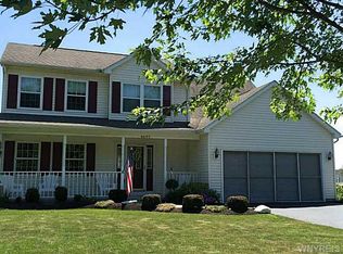 6697 Old Beattie Rd, Lockport, NY 14094