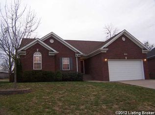 7322 Brook Meadow Dr, Louisville, KY 40228