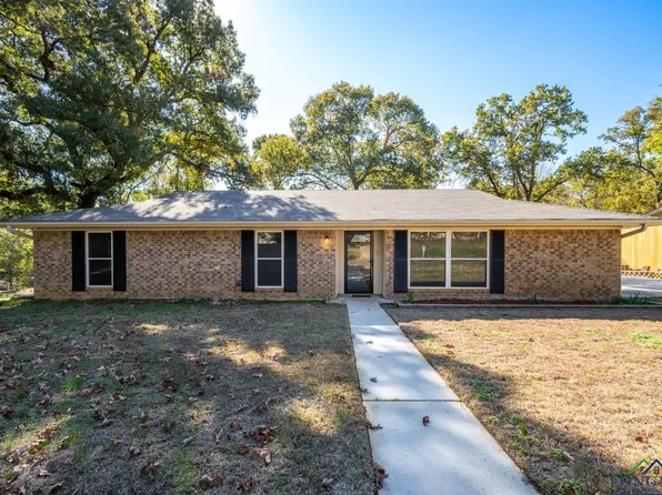 2804 Crestwood Ln, Kilgore, TX 75662