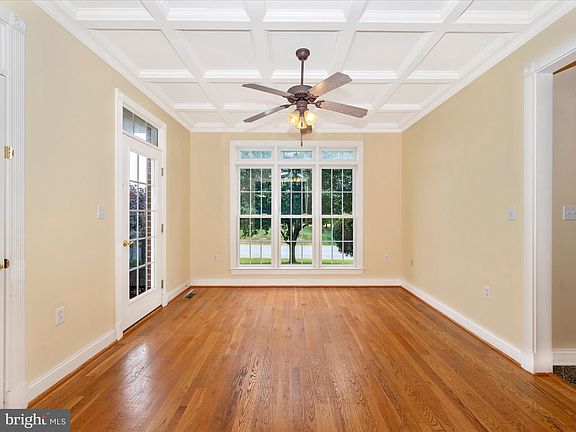 5th image of 10932 Sasha Blvd