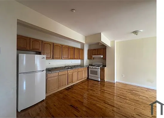 770 Union Ave #4B