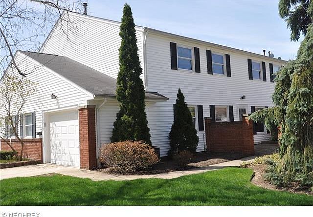 1st image of 38 Newcastle Ln Unit 38