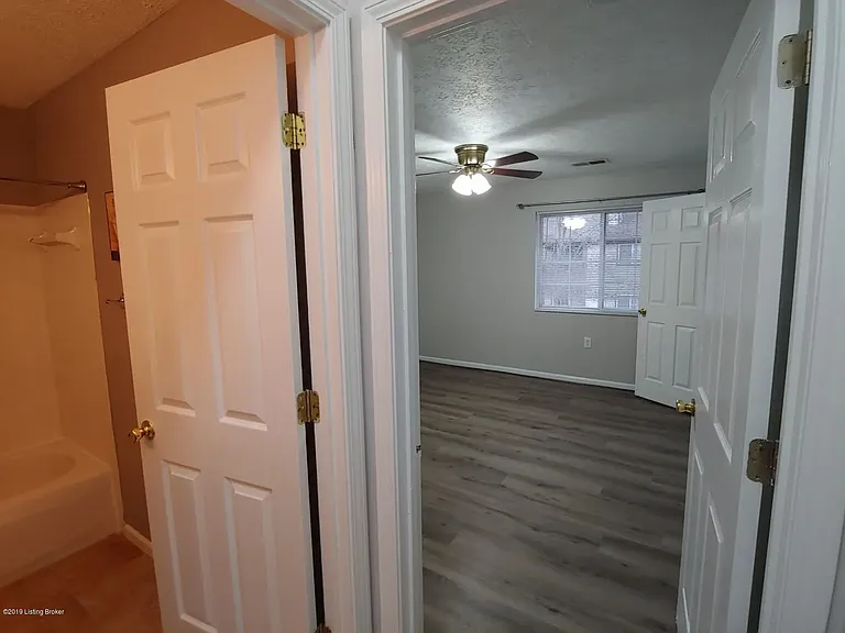 10405 Trotters Pointe Dr #204 — Photo 17