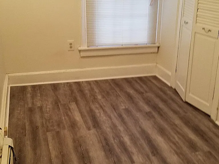 409 W Lincoln Ave — Photo 20