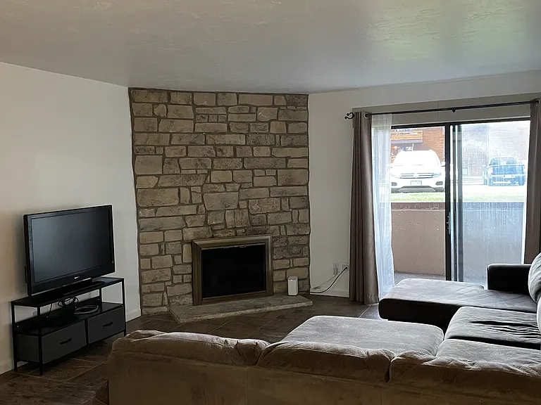431 Wright St #109 — Photo 3