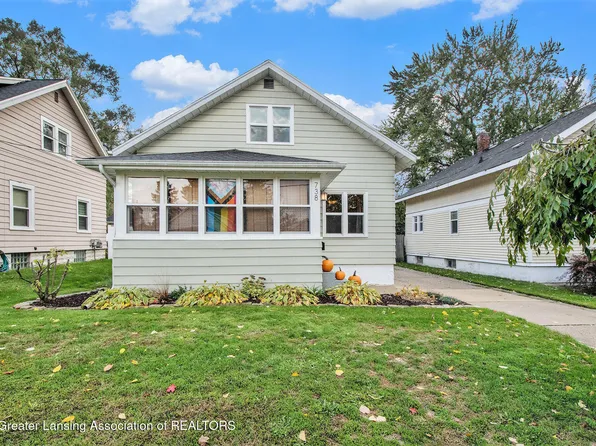 738 Graceland St NE, Grand Rapids, MI 49505