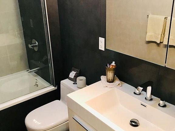 5th image of 364 Lafayette Ave #3F