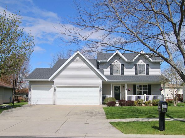 482 Greenbriar Ave, Fond Du Lac, WI 54935