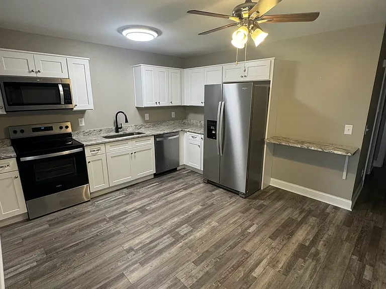 602 Fondel Ln #A — Photo 2