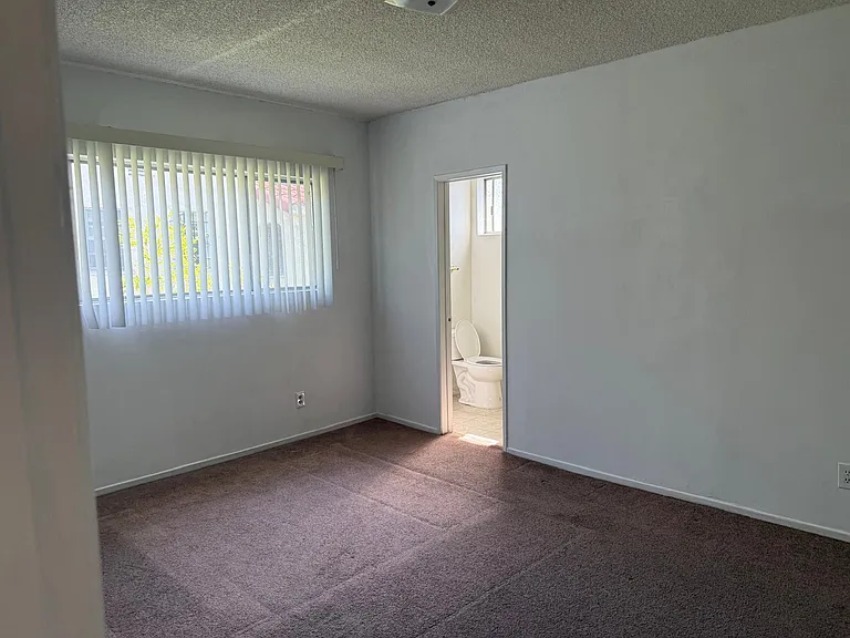 1441 S Shenandoah St #3 — Photo 13