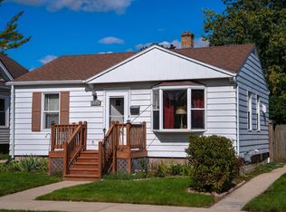 1238 Jones Ave, Racine, WI 53402