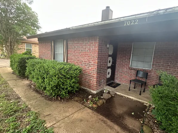 7022 Lincoln Dr, North Richland Hills, TX