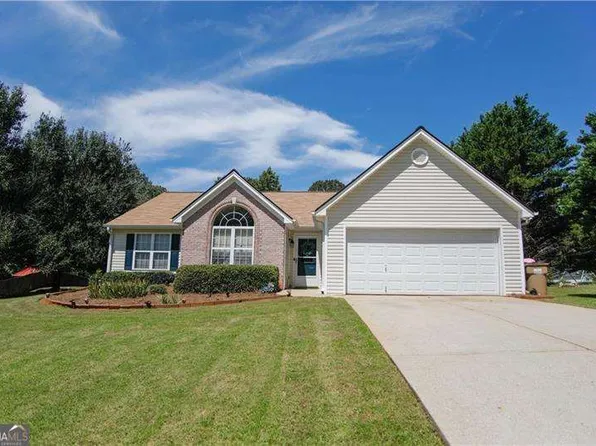 5462 Evergreen Forest Ct, Flowery Branch, GA 30542