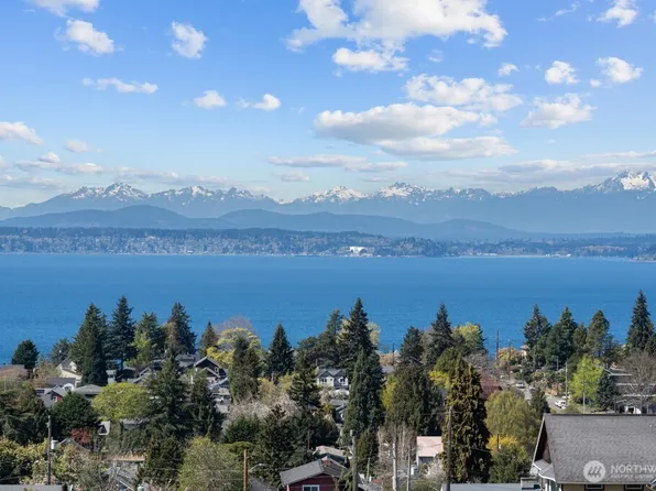 5025 California Avenue SW #402, Seattle, WA 98136