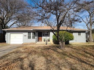 5013 Fossil Dr, Haltom City, TX 76117