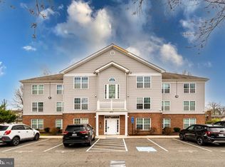 2912 17th St S APT 303, Arlington, VA 22204