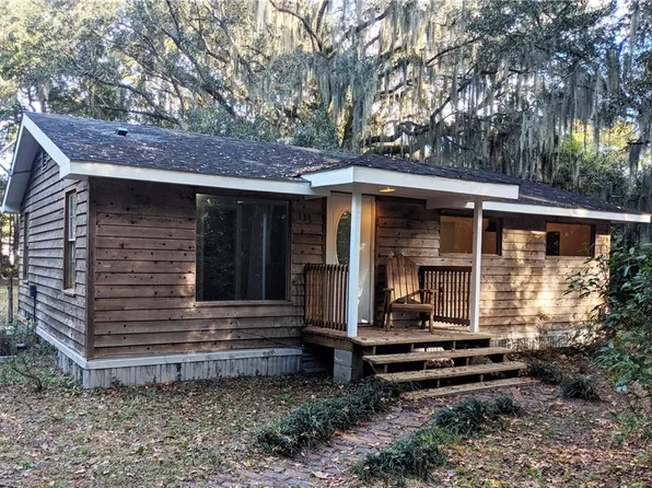 135 Mills Dr, Brunswick, GA 31520