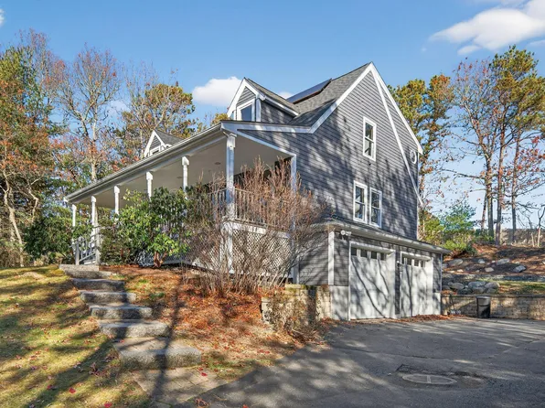 4 Robinwood Circle, Forestdale, MA 02644