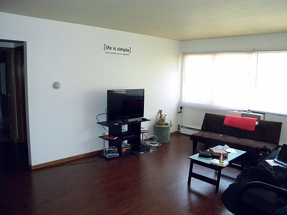 3rd image of 720 6th Ave SE #111