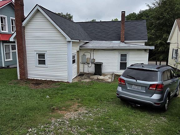2nd image of 421 N Salisbury Ave