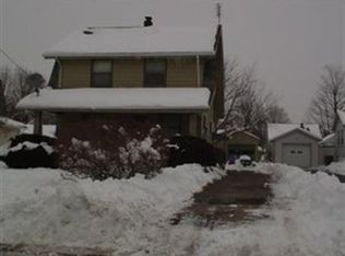 38 Walnut St, Struthers, OH 44471