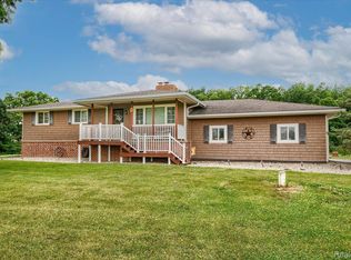 1885 Berville Rd, Armada, MI 48002