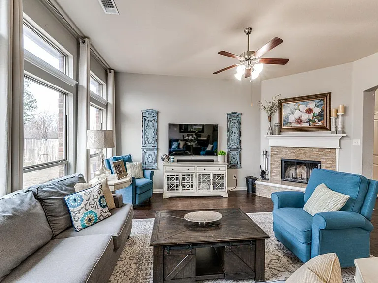 360 Falstaff Dr — Photo 6