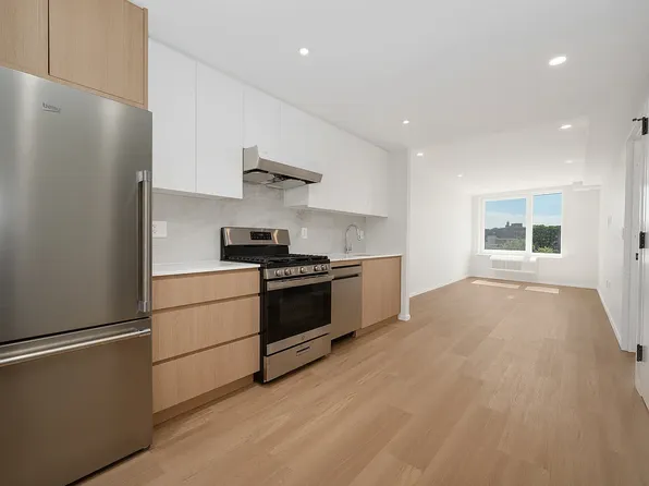 83-07 Queens Blvd #2L, Elmhurst, NY 11373