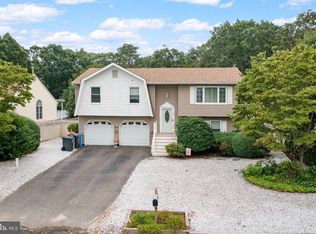187 Torpedo Rd, Manahawkin, NJ 08050