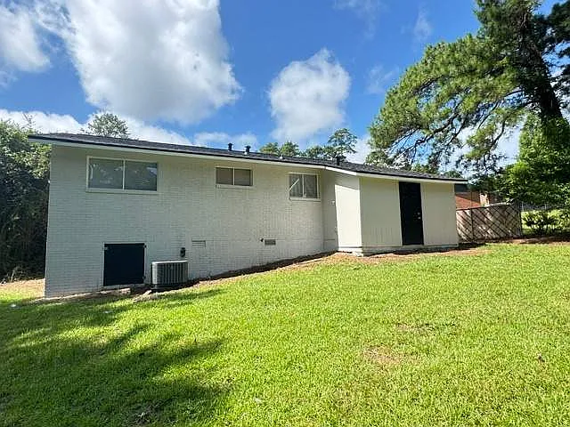 4911 Dorado Cir — Photo 10
