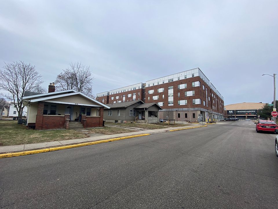 2nd image of 615 Dodge St