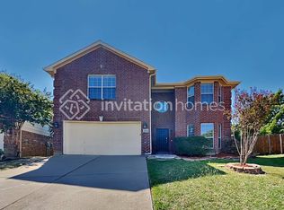 4904 Spur Ridge Ct, Fort Worth, TX 76244
