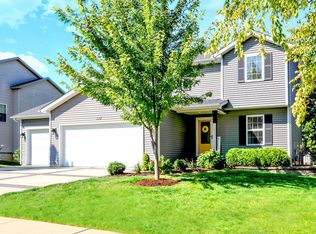 2217 Savanna Rd, Bloomington, IL 61705