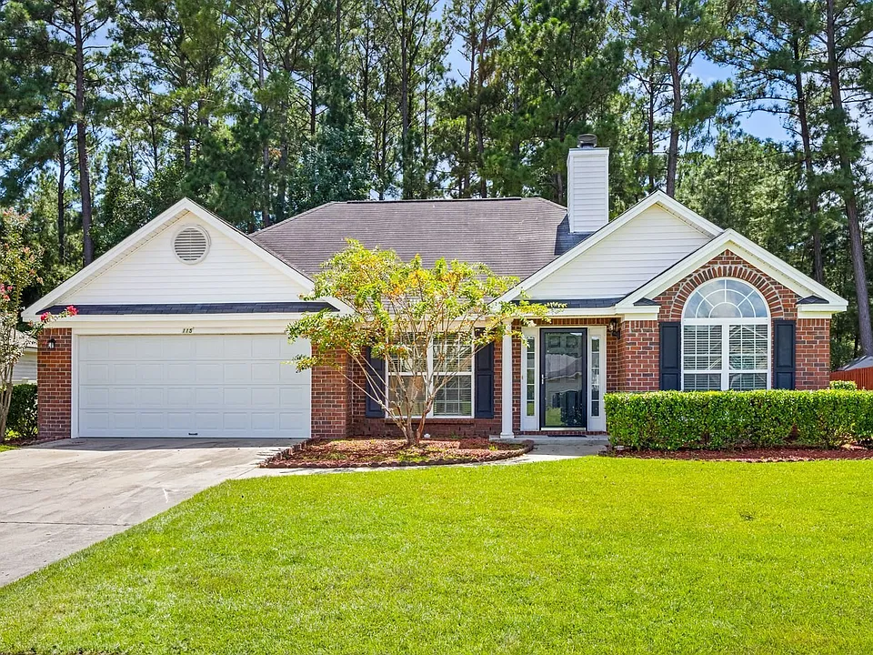 115 Nandina Way