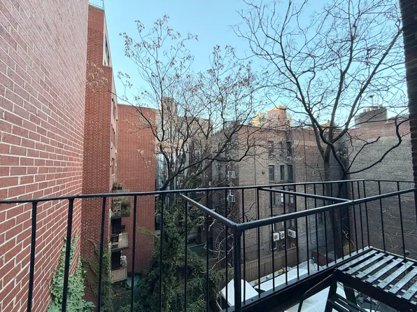 1594 3rd Avenue image 8 of 8