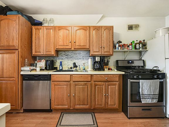5th image of 5820 Alder St APT 3