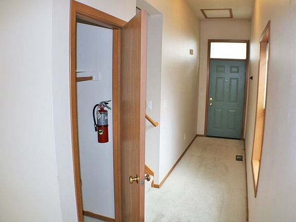 3rd image of 1035 Scott Park Dr