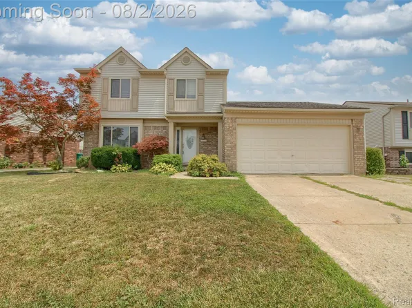 22171 Knollwood Dr, Brownstown, MI 48134