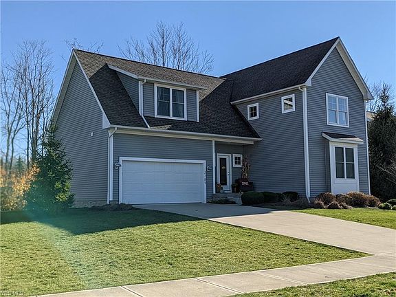 2nd image of 2789 Gates Ct