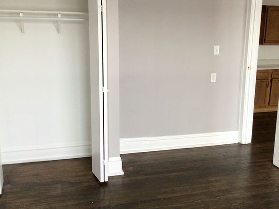 4th image of 7756 S Jeffery Ave #7758-3