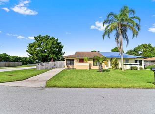 4560 SE Roaring Brook Way, Stuart, FL 34997