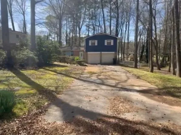 2943 E Howell Dr, Lawrenceville, GA 30044