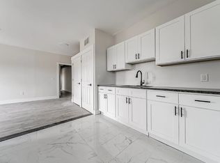 1970 E 71st St APT 2, Cleveland, OH 44103