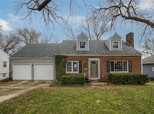 8747 Marty St, Overland Park, KS 66212