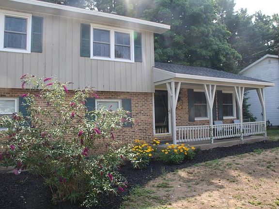 2nd image of 4878 Stanwood St