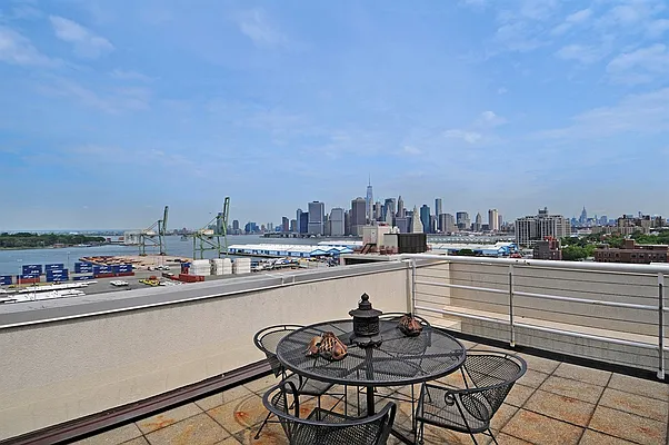 Rented by Corcoran | media 21