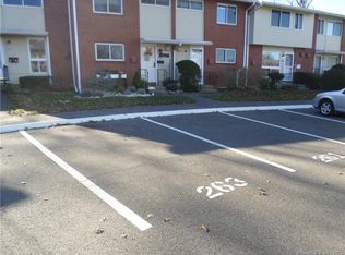 263 Centerbrook Rd, Hamden, CT 06518