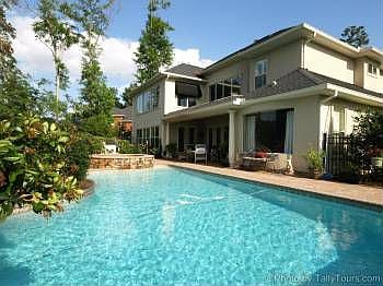 3rd image of 2220 Genevieve Ct