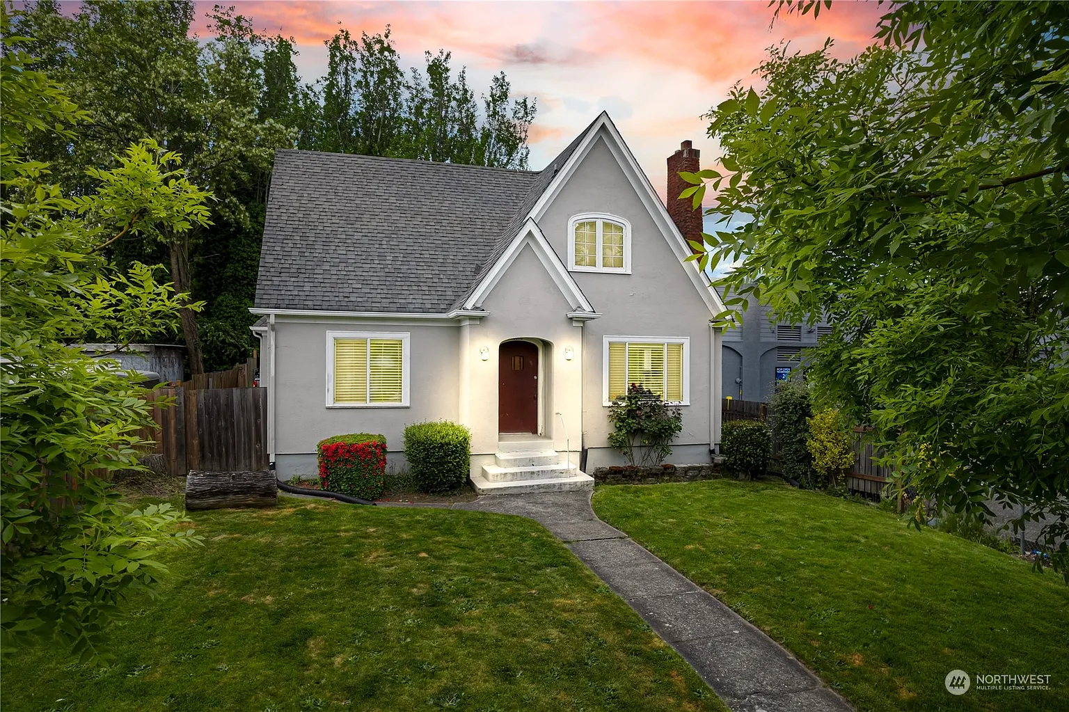 4516 Pacific Avenue photo 1
